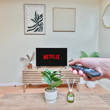 L'elegant - Centre I Netflix I Wifi Fibre I Parking Valenciennes