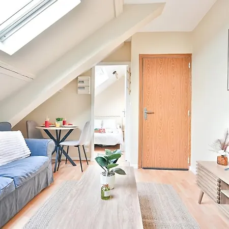 L'élégant - Centre I Netflix I Wifi Fibre I Parking Appartement Valenciennes